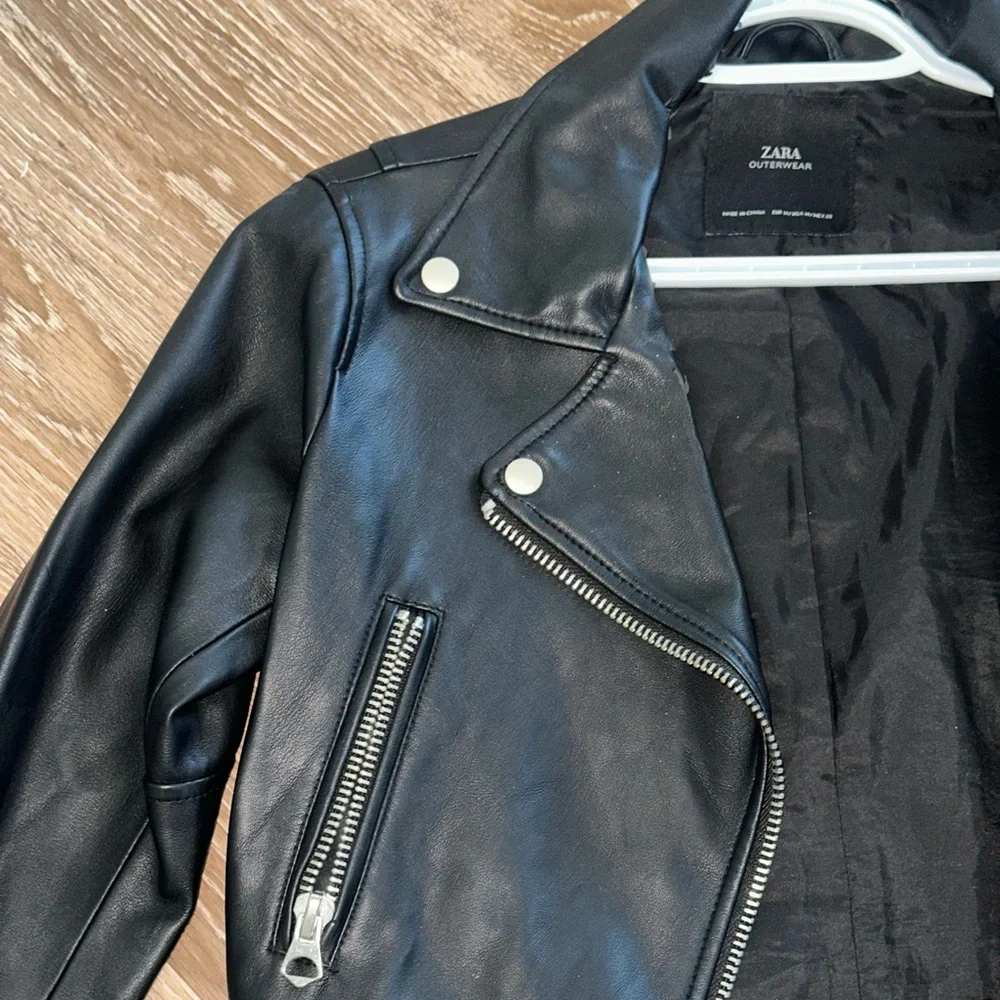 Zara leather jacket - Picture 6 of 6